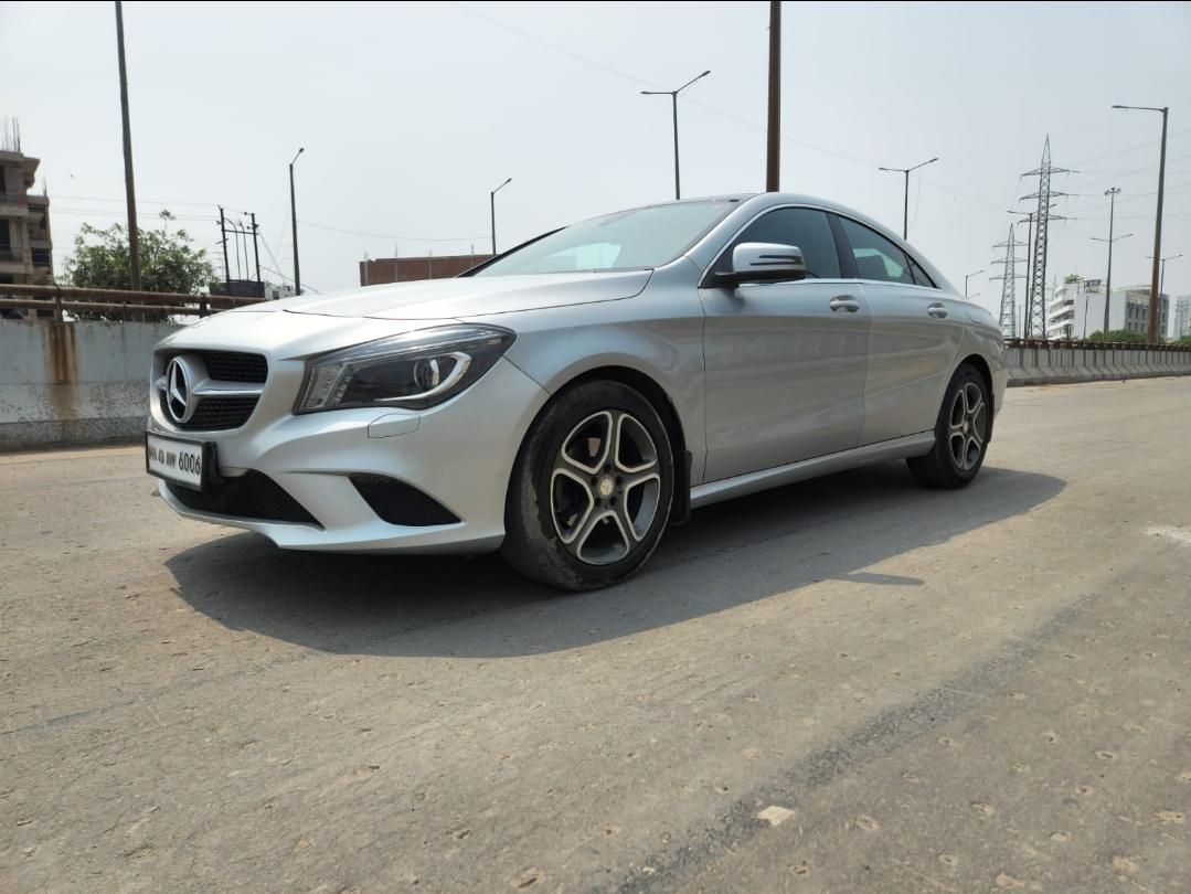 2016 मर्सिडीज़-बेंज़ सीएलए-क्लास CLA 200 Sport 2016 मर्सिडीज़-बेंज़ सीएलए-क्लास CLA 200 Sport