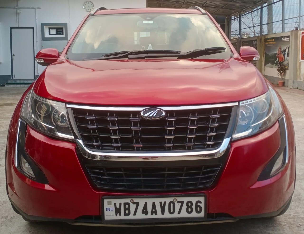 2018 महिंद्रा एक्सयूवी500 W11 2018 महिंद्रा एक्सयूवी500 W11