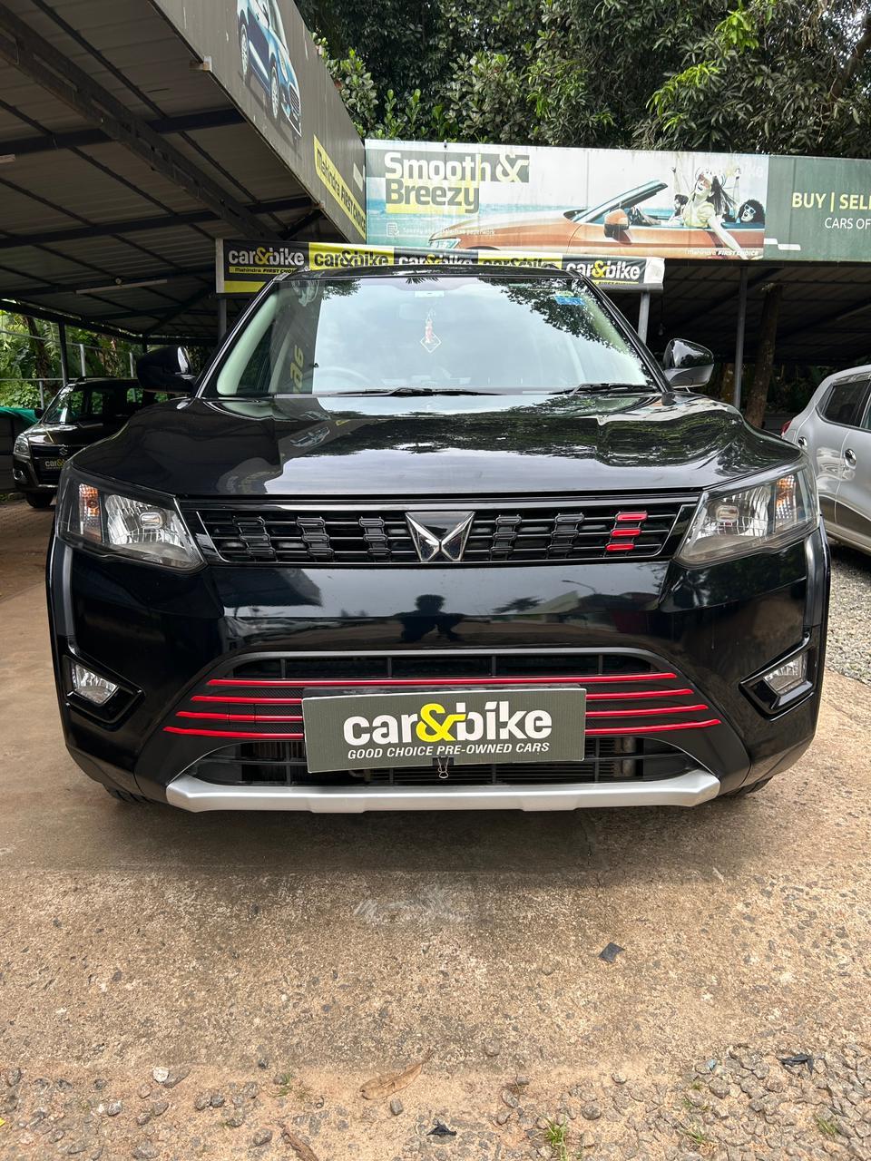 2023 महिंद्रा एक्सयूवी300 W6 Petrol 2023 महिंद्रा एक्सयूवी300 W6 Petrol