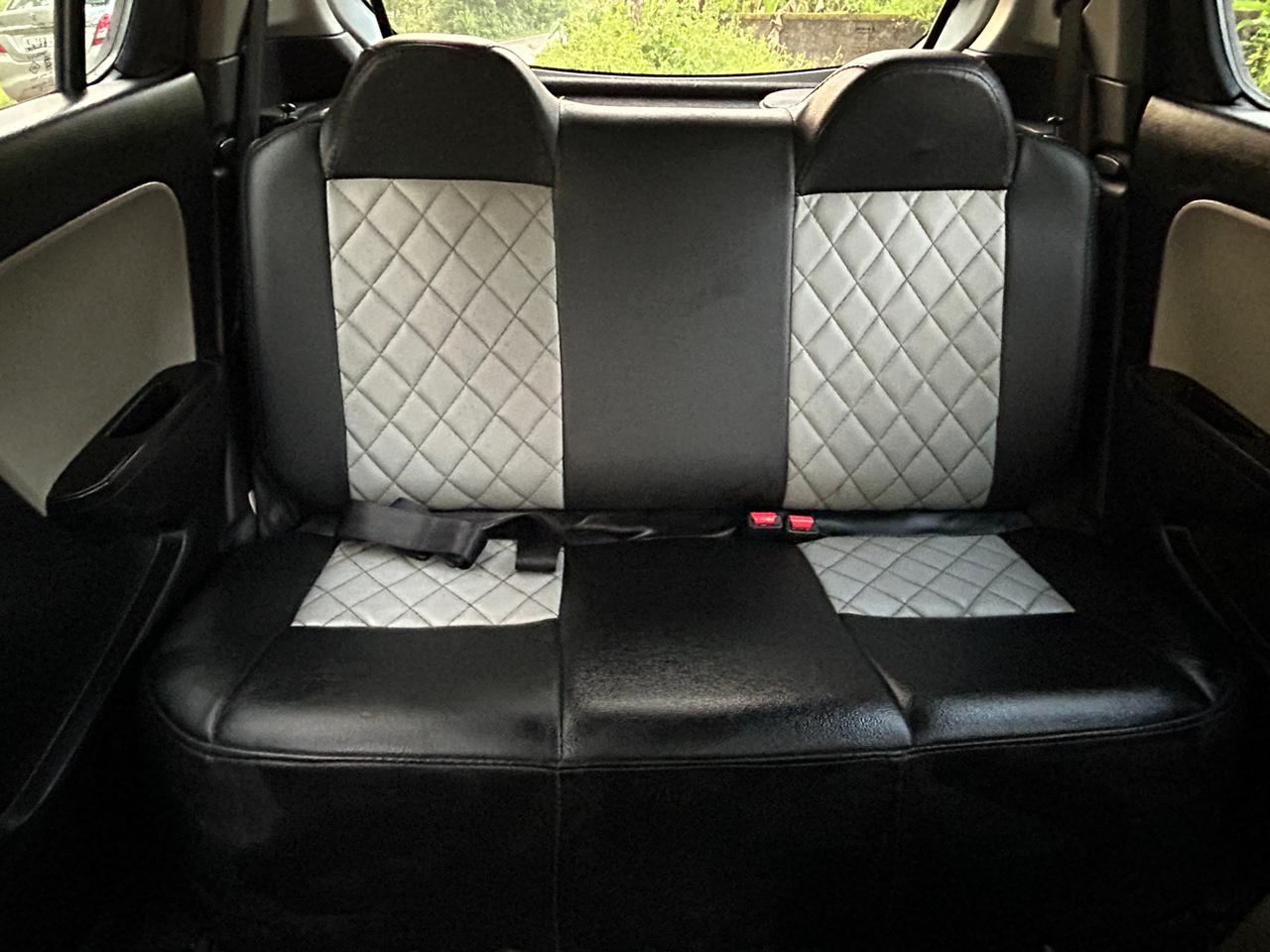 यूज़्ड 2019 मारुति सुजुकी अल्टो 800, Karikkom, Kollam 14 यूज़्ड 2019 मारुति सुजुकी अल्टो 800, Karikkom, Kollam 14