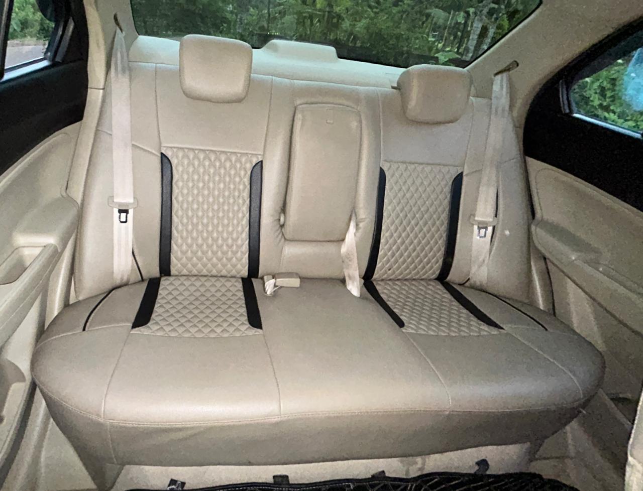 यूज़्ड 2017 मारुति सुजुकी डिजायर, Karikkom, Kollam 14 यूज़्ड 2017 मारुति सुजुकी डिजायर, Karikkom, Kollam 14