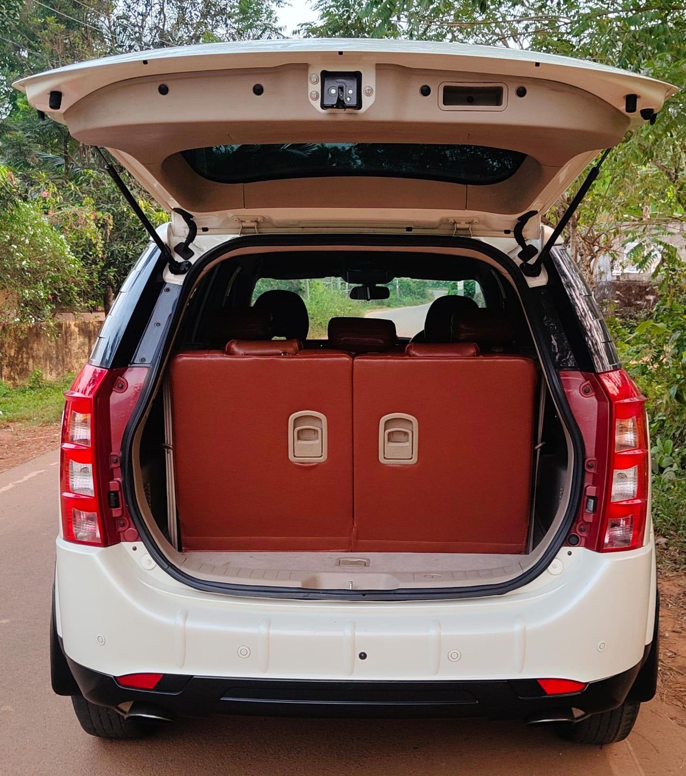 यूज़्ड 2017 महिंद्रा एक्सयूवी500, Karikkom, Kollam 9 यूज़्ड 2017 महिंद्रा एक्सयूवी500, Karikkom, Kollam 9