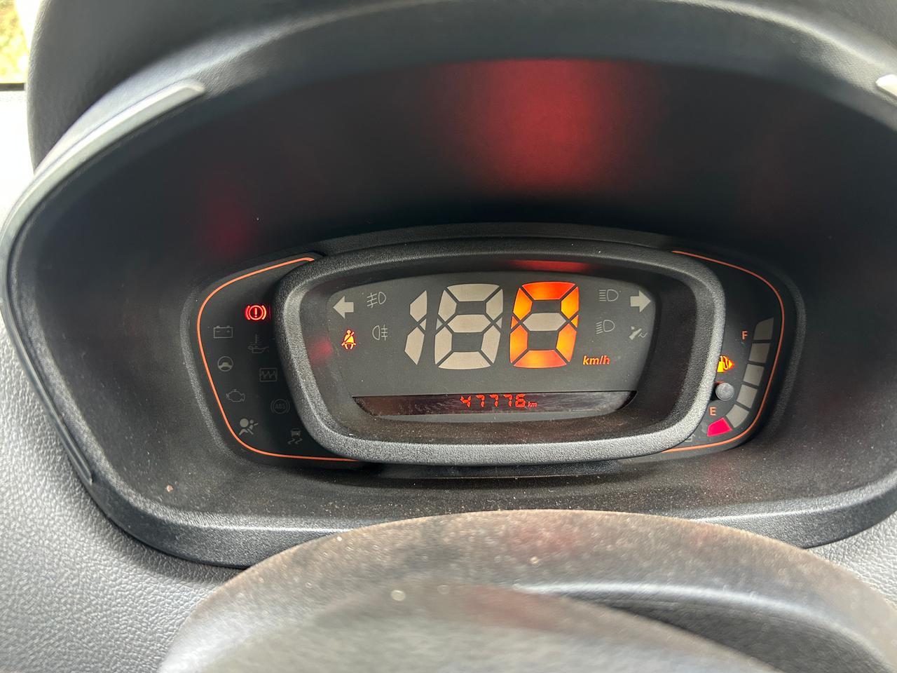 यूज़्ड 2017 रेनो क्विड, Karikkom, Kollam 10 यूज़्ड 2017 रेनो क्विड, Karikkom, Kollam 10