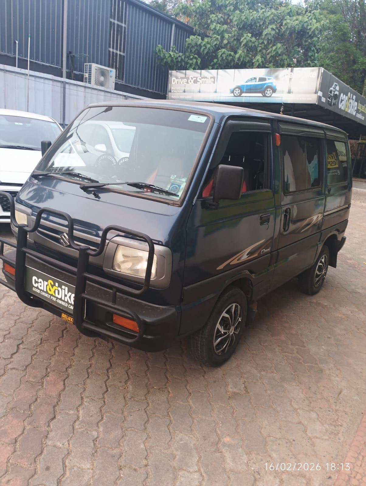 यूज़्ड 2017 मारुति सुजुकी ओमनी, Karikkom, Kollam 2 यूज़्ड 2017 मारुति सुजुकी ओमनी, Karikkom, Kollam 2