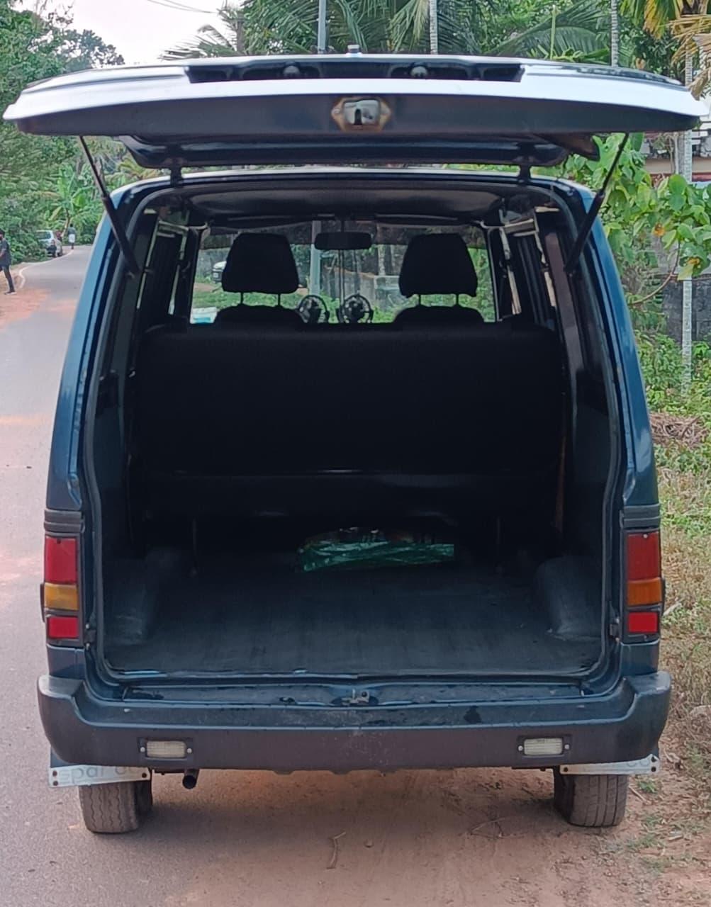 यूज़्ड 2017 मारुति सुजुकी ओमनी, Karikkom, Kollam 9 यूज़्ड 2017 मारुति सुजुकी ओमनी, Karikkom, Kollam 9