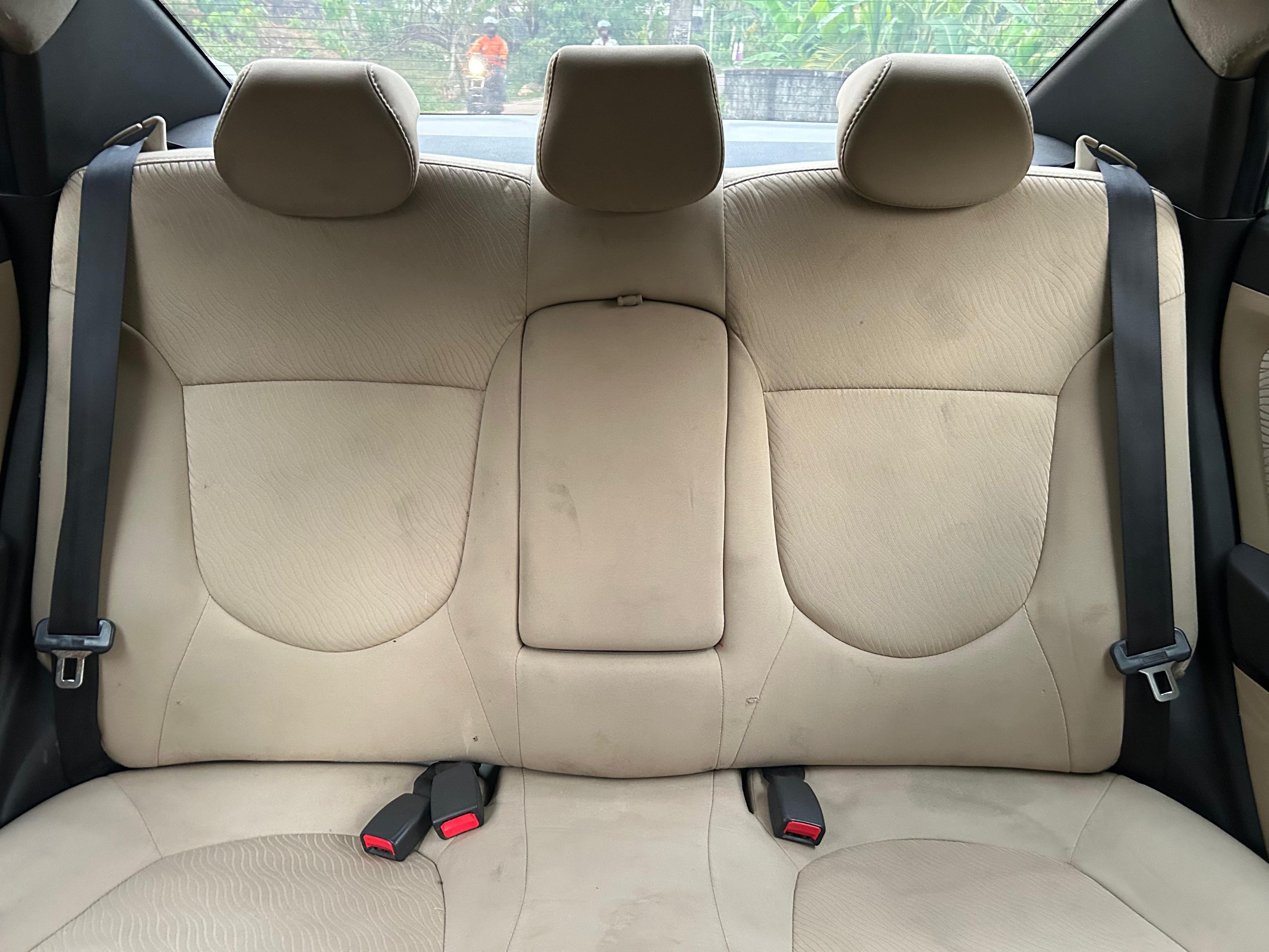 यूज़्ड 2013 ह्युंडई फ्लयूडिक वरना, Karikkom, Kollam 14 यूज़्ड 2013 ह्युंडई फ्लयूडिक वरना, Karikkom, Kollam 14