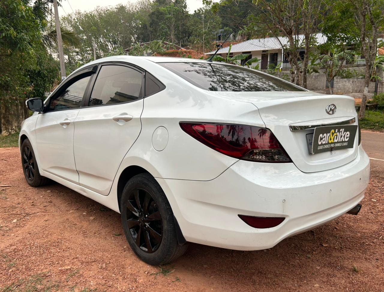 यूज़्ड 2013 ह्युंडई फ्लयूडिक वरना, Karikkom, Kollam 2 यूज़्ड 2013 ह्युंडई फ्लयूडिक वरना, Karikkom, Kollam 2