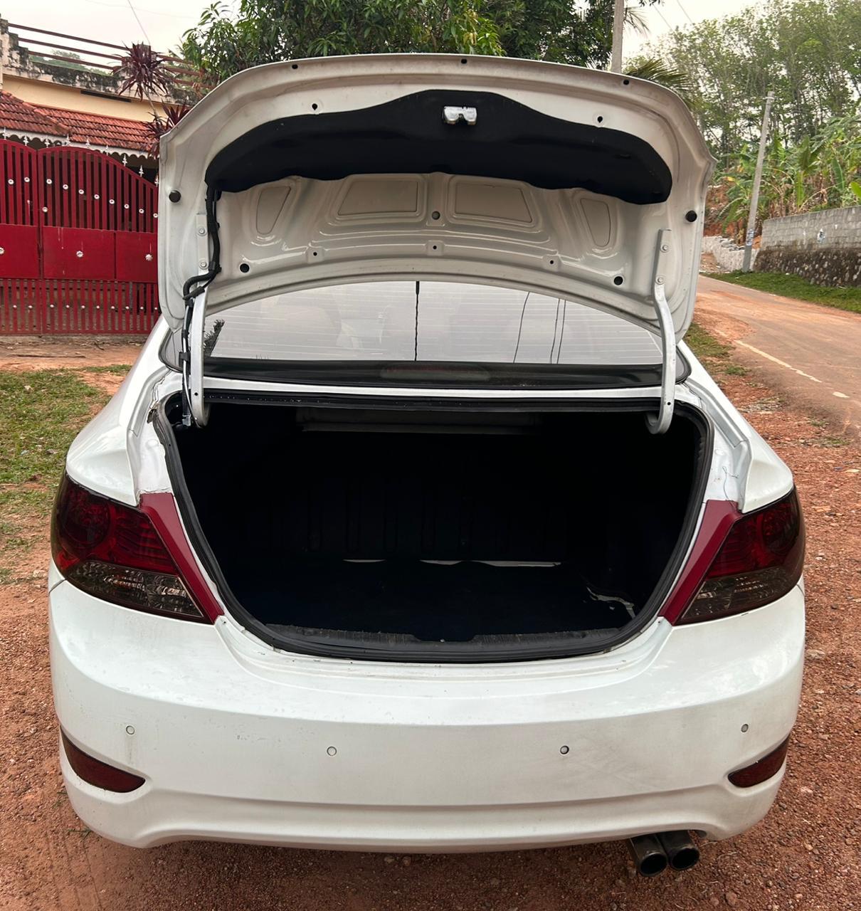 यूज़्ड 2013 ह्युंडई फ्लयूडिक वरना, Karikkom, Kollam 9 यूज़्ड 2013 ह्युंडई फ्लयूडिक वरना, Karikkom, Kollam 9