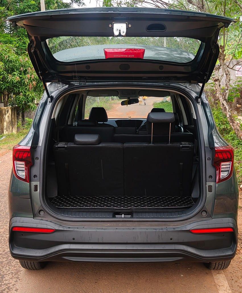 यूज़्ड 2025 किया कैरेंस, Karikkom, Kollam 9 यूज़्ड 2025 किया कैरेंस, Karikkom, Kollam 9