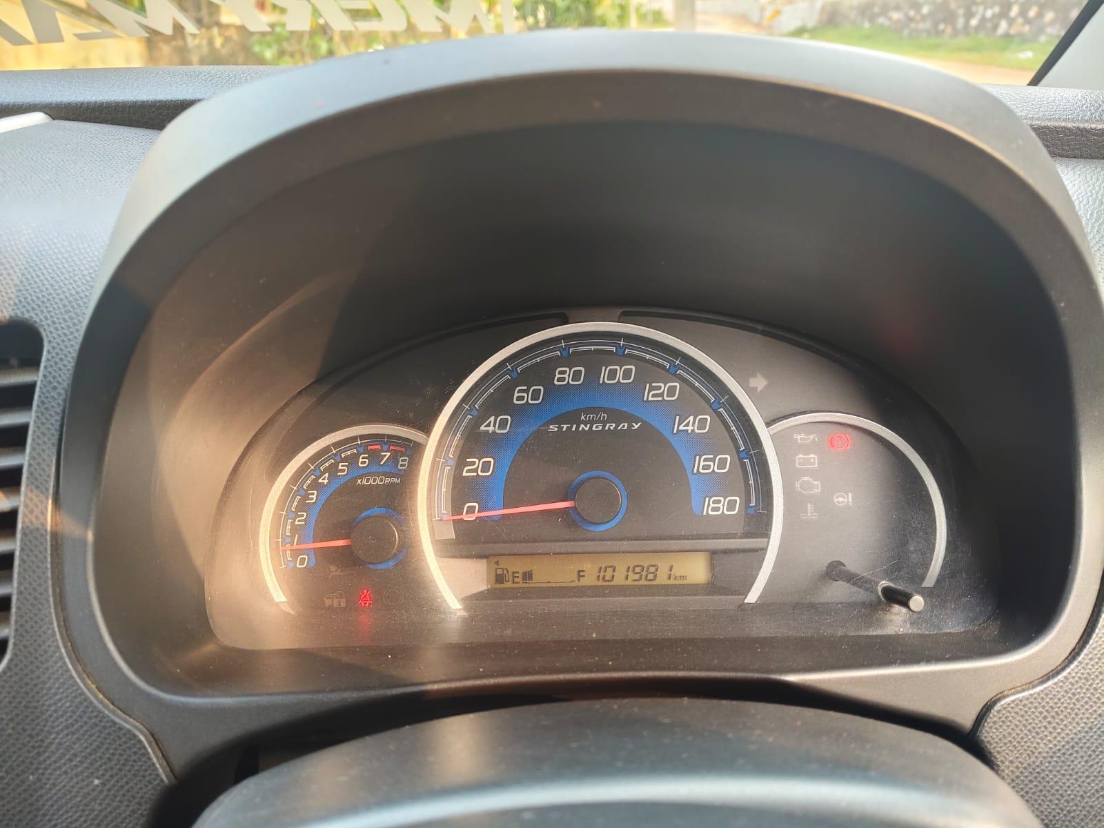 यूज़्ड 2013 मारुति सुजुकी वैगन आर, Karikkom, Kollam 10 यूज़्ड 2013 मारुति सुजुकी वैगन आर, Karikkom, Kollam 10