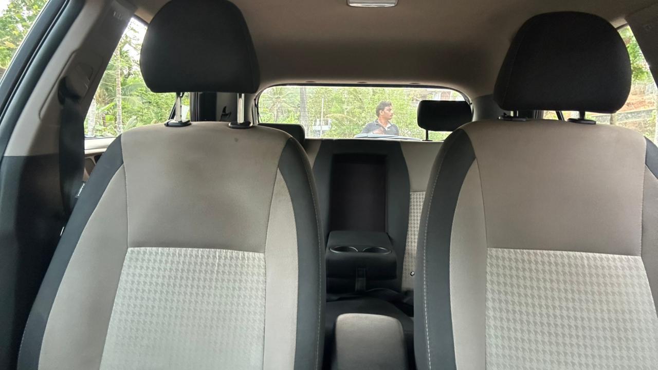 यूज़्ड 2018 ह्युंडई ईलाइट आई20, Karikkom, Kollam 13 यूज़्ड 2018 ह्युंडई ईलाइट आई20, Karikkom, Kollam 13