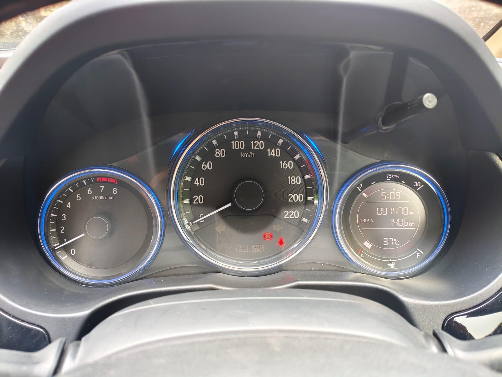 यूज़्ड 2014 होंडा सिटी, Karikkom, Kollam 10 यूज़्ड 2014 होंडा सिटी, Karikkom, Kollam 10