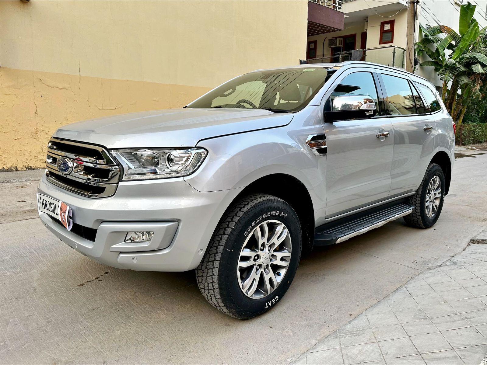 2017 फोर्ड एंडेवर 3.2L AWD AT Titanium 2017 फोर्ड एंडेवर 3.2L AWD AT Titanium