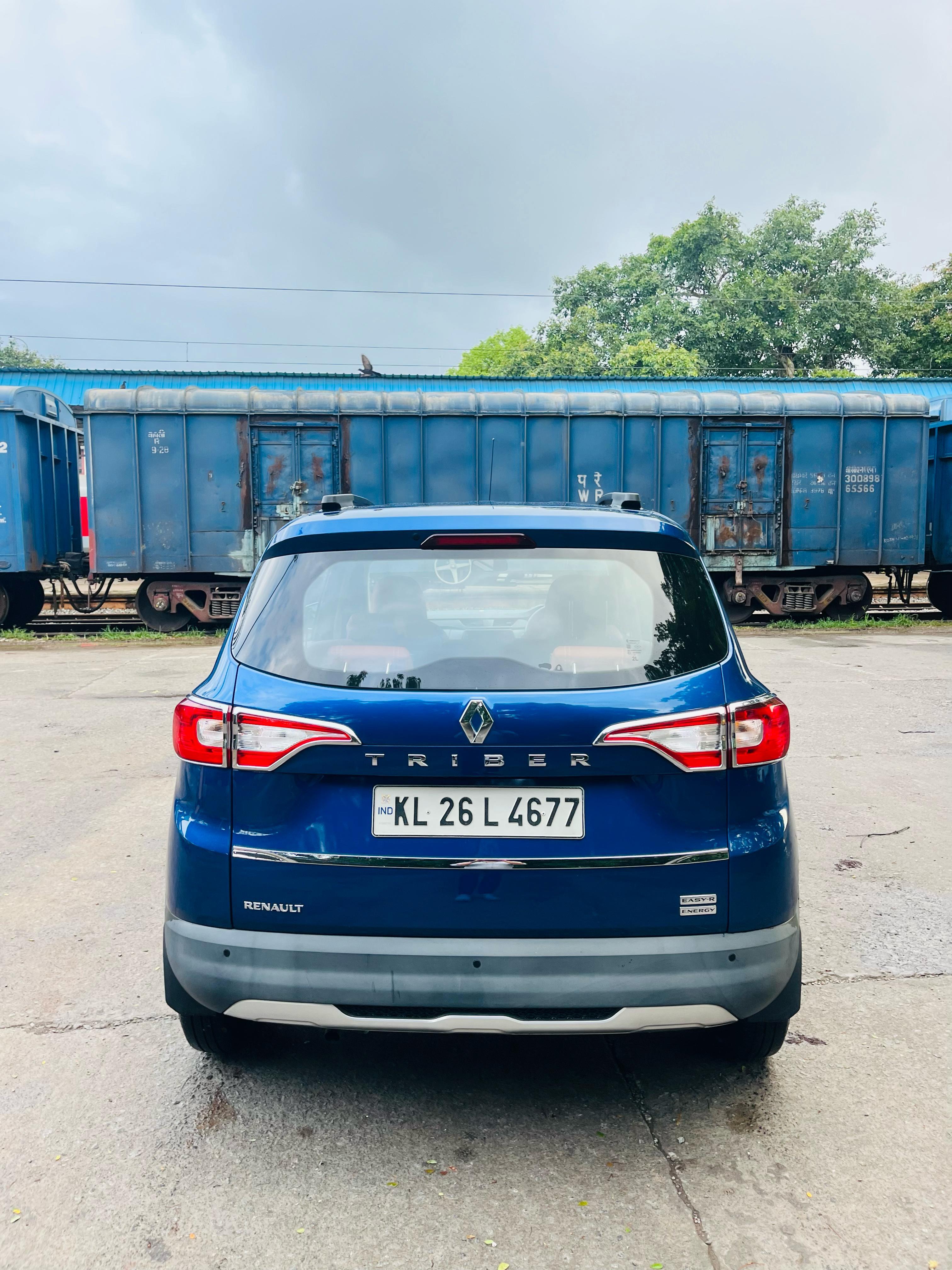 यूज़्ड 2020 टाटा अलट्रोज़, Kadambur-kannur, Kannur 3 यूज़्ड 2020 टाटा अलट्रोज़, Kadambur-kannur, Kannur 3