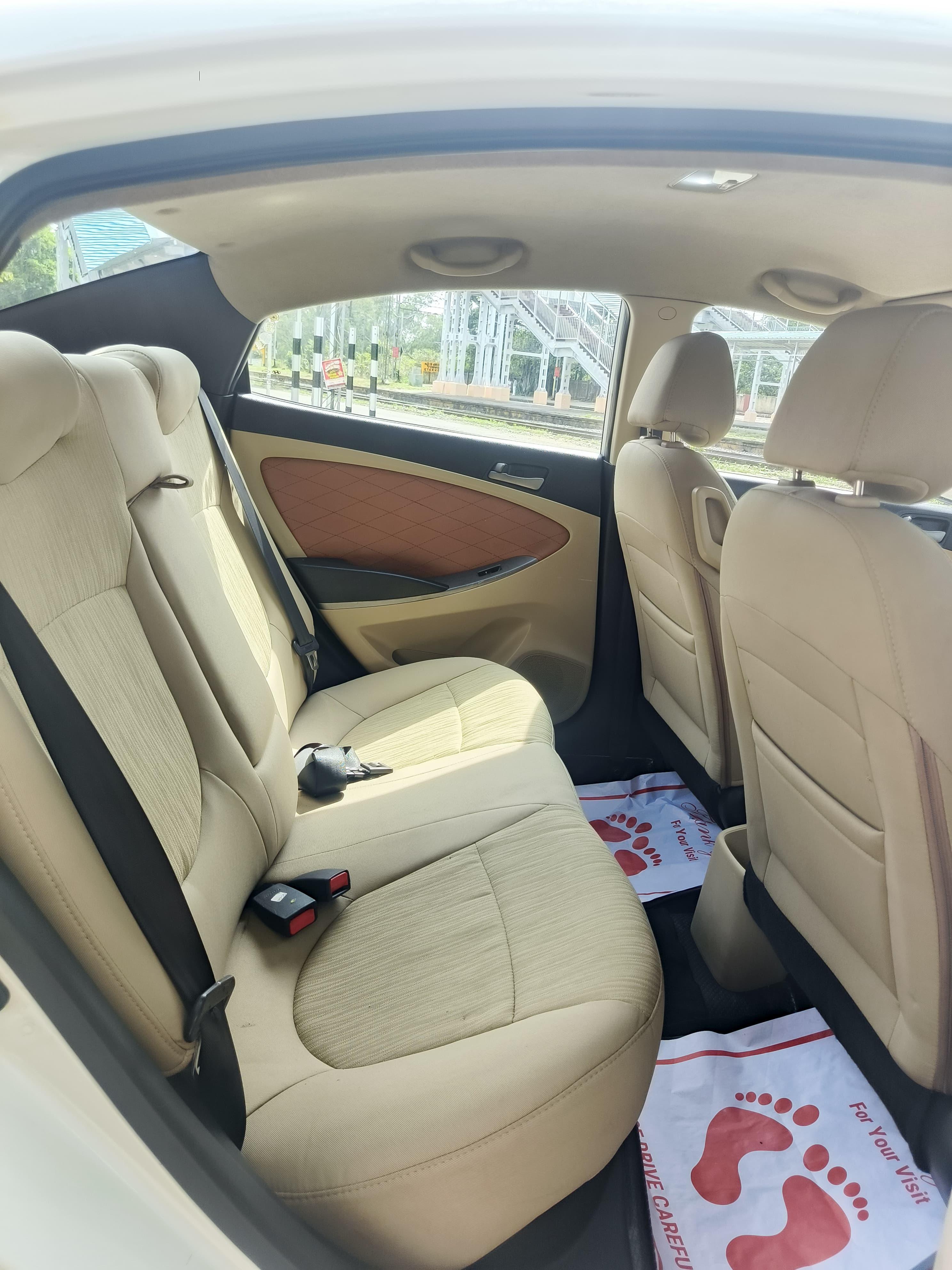 यूज़्ड 2016 ह्युंडई वरना, Kadambur-kannur, Kannur 12 यूज़्ड 2016 ह्युंडई वरना, Kadambur-kannur, Kannur 12