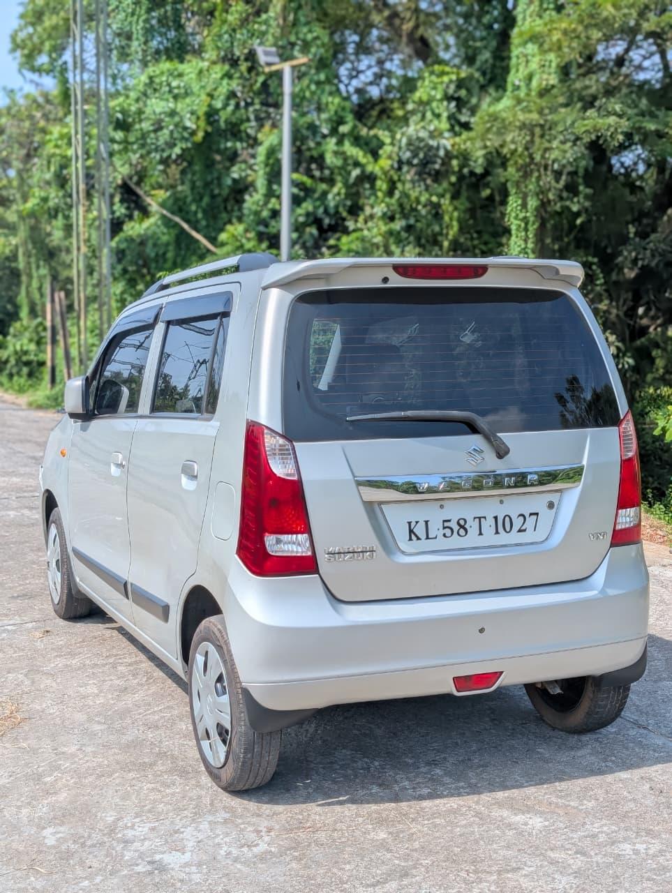 यूज़्ड 2016 मारुति सुजुकी वैगन आर, Kadambur-kannur, Kannur 2 यूज़्ड 2016 मारुति सुजुकी वैगन आर, Kadambur-kannur, Kannur 2