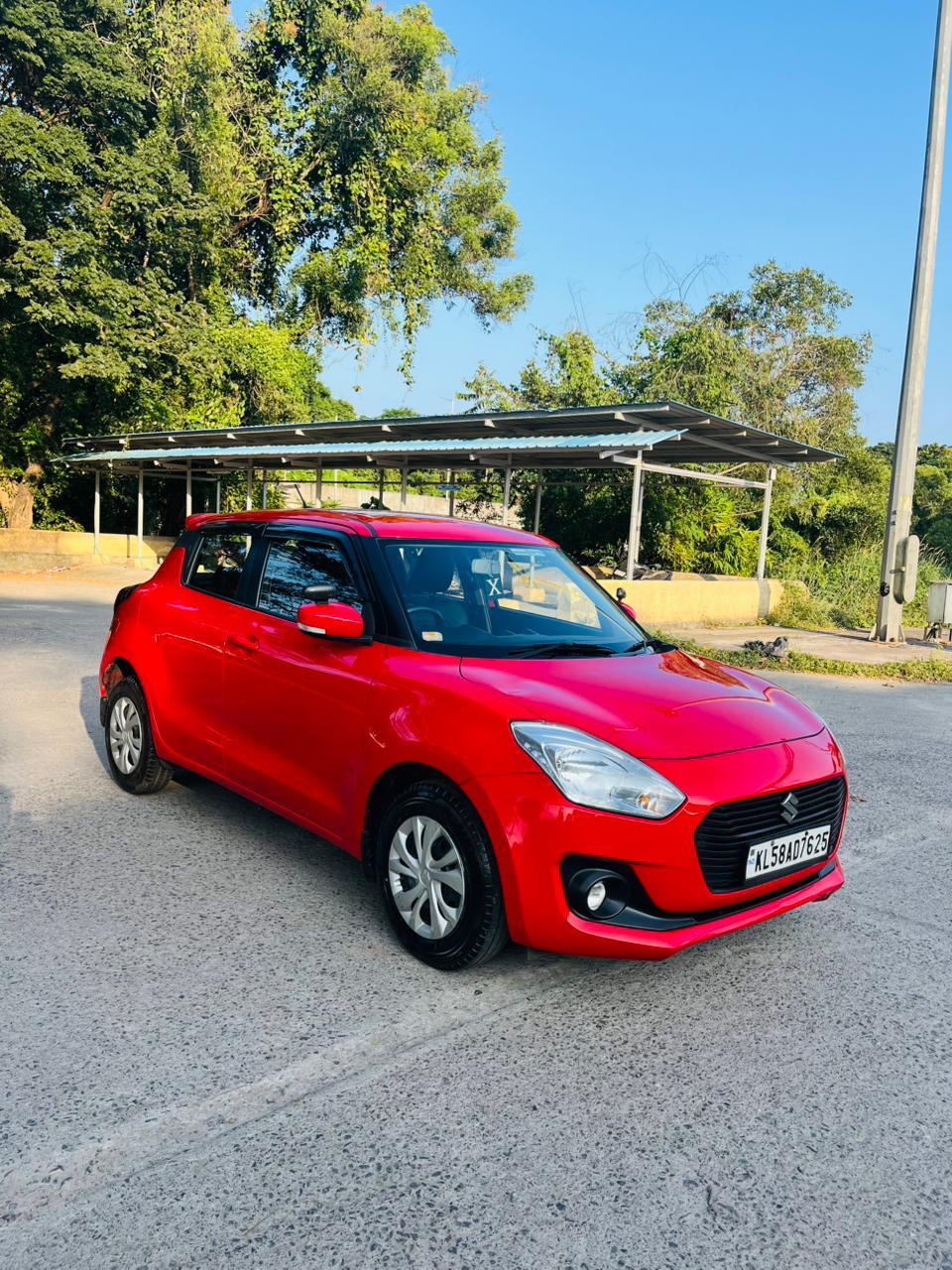 यूज़्ड 2021 मारुति सुजुकी स्विफ्ट, Kadambur-kannur, Kannur 5 यूज़्ड 2021 मारुति सुजुकी स्विफ्ट, Kadambur-kannur, Kannur 5