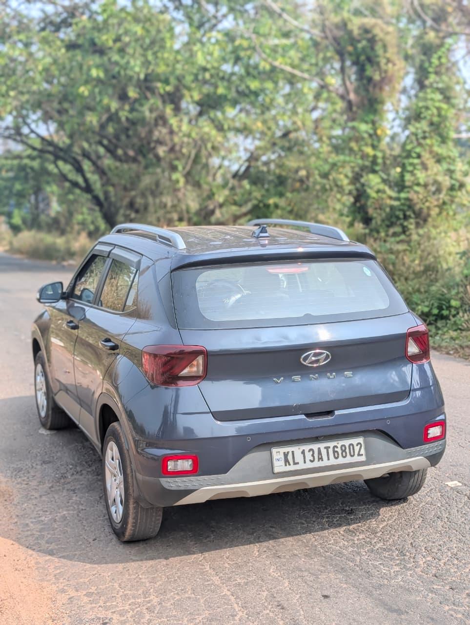 यूज़्ड 2021 ह्युंडई वेन्यू, Kadambur-kannur, Kannur 2 यूज़्ड 2021 ह्युंडई वेन्यू, Kadambur-kannur, Kannur 2