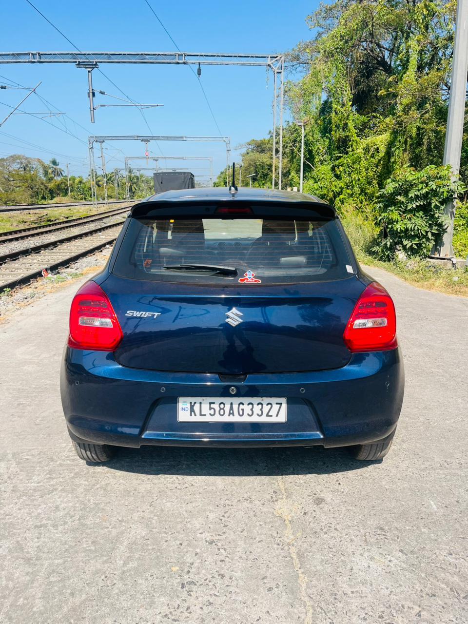यूज़्ड 2022 मारुति सुजुकी स्विफ्ट, Kadambur-kannur, Kannur 3 यूज़्ड 2022 मारुति सुजुकी स्विफ्ट, Kadambur-kannur, Kannur 3