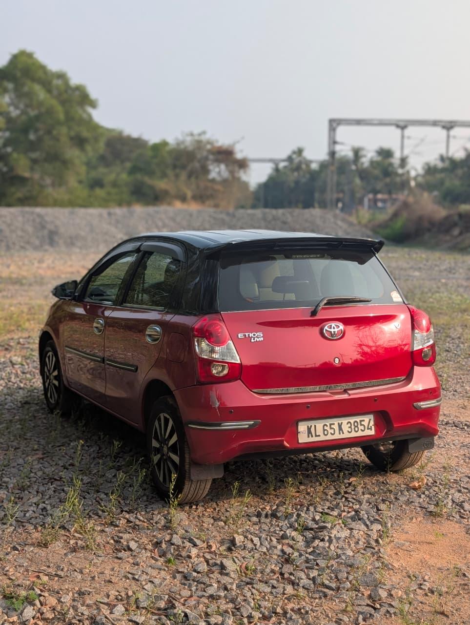 यूज़्ड 2017 टोयोटा इटिऑस लीवा, Kadambur-kannur, Kannur 2 यूज़्ड 2017 टोयोटा इटिऑस लीवा, Kadambur-kannur, Kannur 2