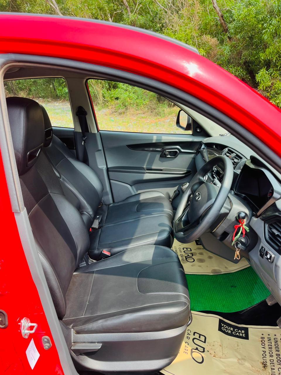 यूज़्ड 2018 महिंद्रा केयूवी 100, Kadambur-kannur, Kannur 11 यूज़्ड 2018 महिंद्रा केयूवी 100, Kadambur-kannur, Kannur 11