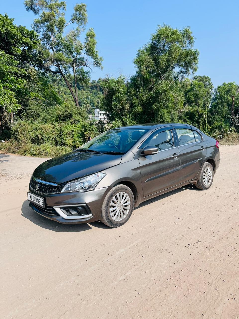 2019 मारुति सुजुकी सियाज़ Delta Automatic Petrol BS IV 2019 मारुति सुजुकी सियाज़ Delta Automatic Petrol BS IV