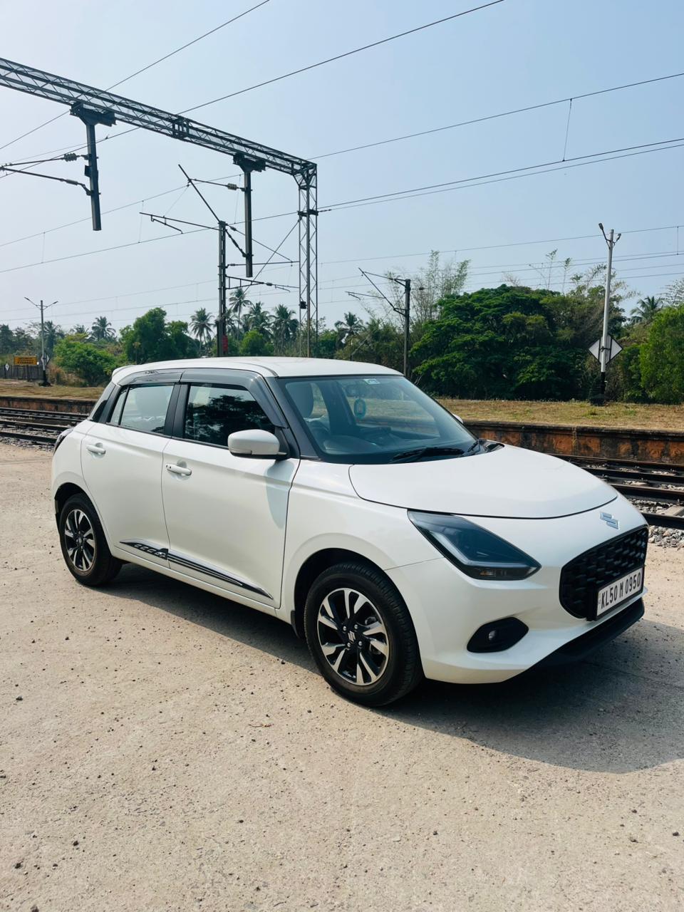 2024 मारुति सुजुकी स्विफ्ट ZXI Plus BS IV 2024 मारुति सुजुकी स्विफ्ट ZXI Plus BS IV