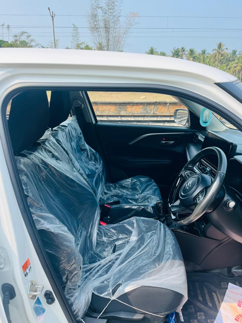 यूज़्ड 2024 मारुति सुजुकी स्विफ्ट, Kadambur-kannur, Kannur 10 यूज़्ड 2024 मारुति सुजुकी स्विफ्ट, Kadambur-kannur, Kannur 10