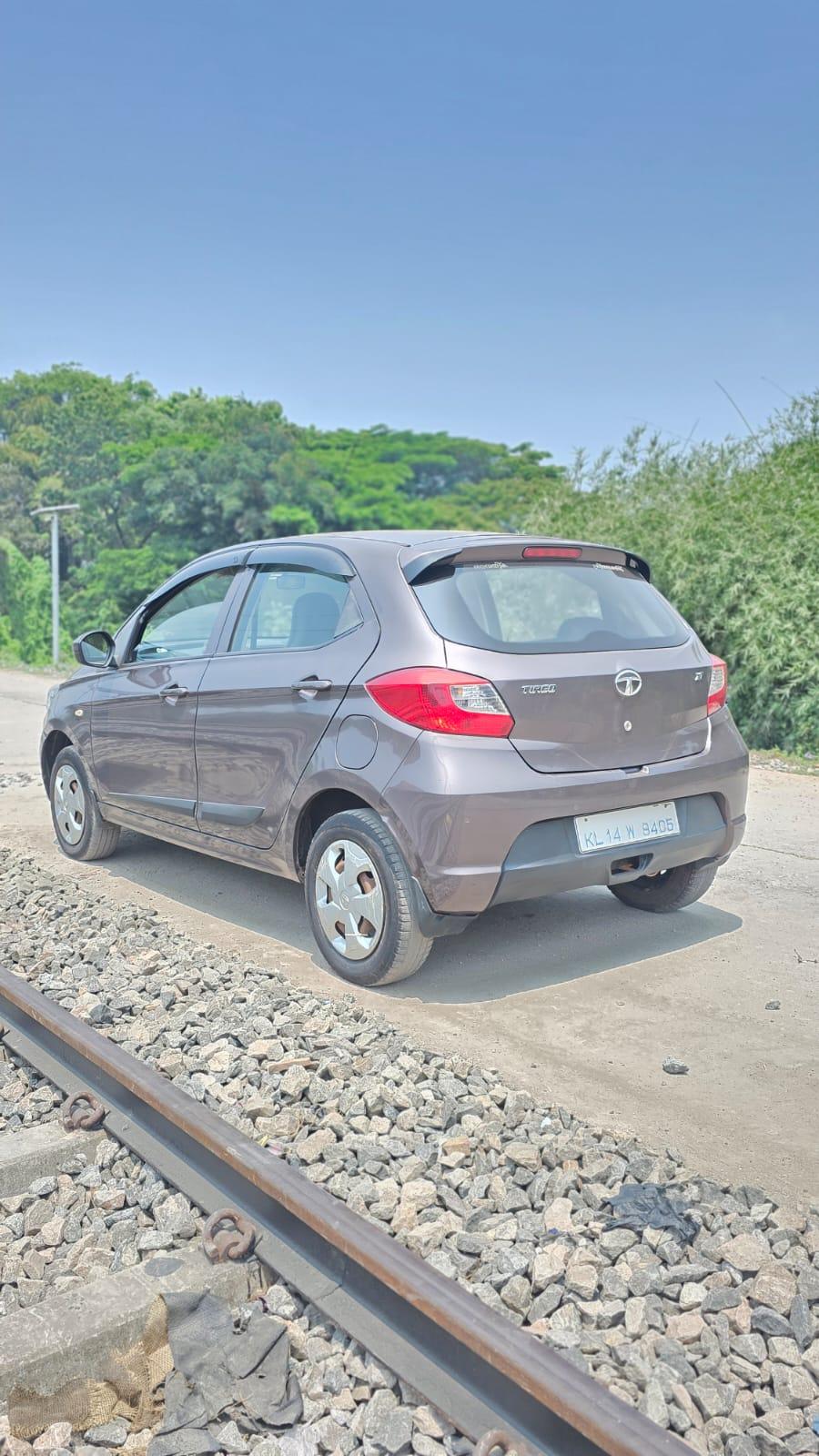 यूज़्ड 2018 टाटा टियागो, Kadambur-kannur, Kannur 2 यूज़्ड 2018 टाटा टियागो, Kadambur-kannur, Kannur 2