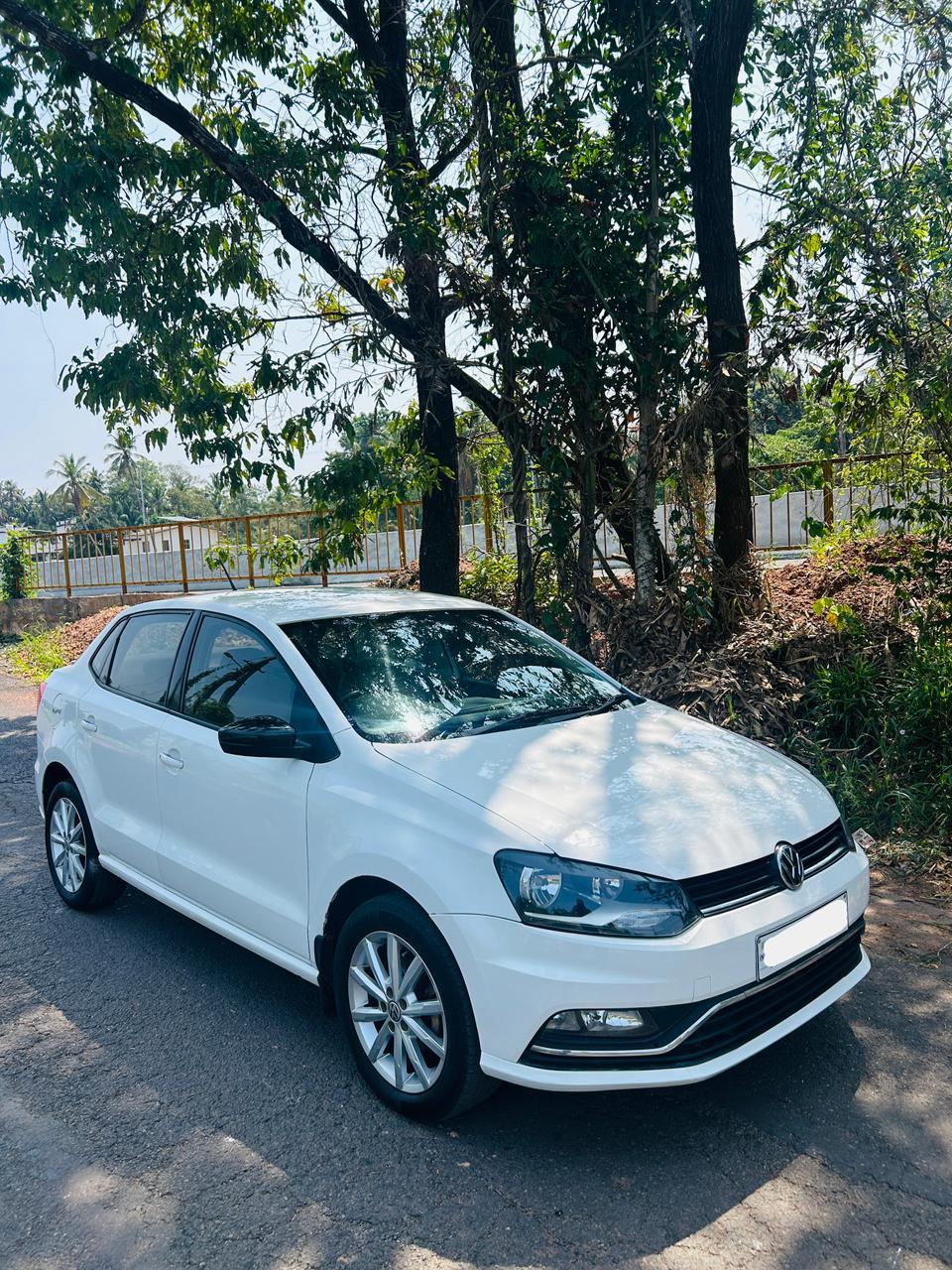 2018 फॉक्सवैगन एमियो 1.2L MPI Petrol Highline 2018 फॉक्सवैगन एमियो 1.2L MPI Petrol Highline
