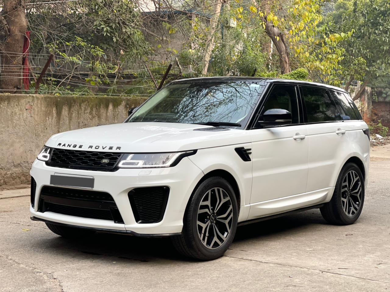 2014 लैंड रोवर रेंज रोवर स्पोर्ट SDV6 HSE 2014 लैंड रोवर रेंज रोवर स्पोर्ट SDV6 HSE