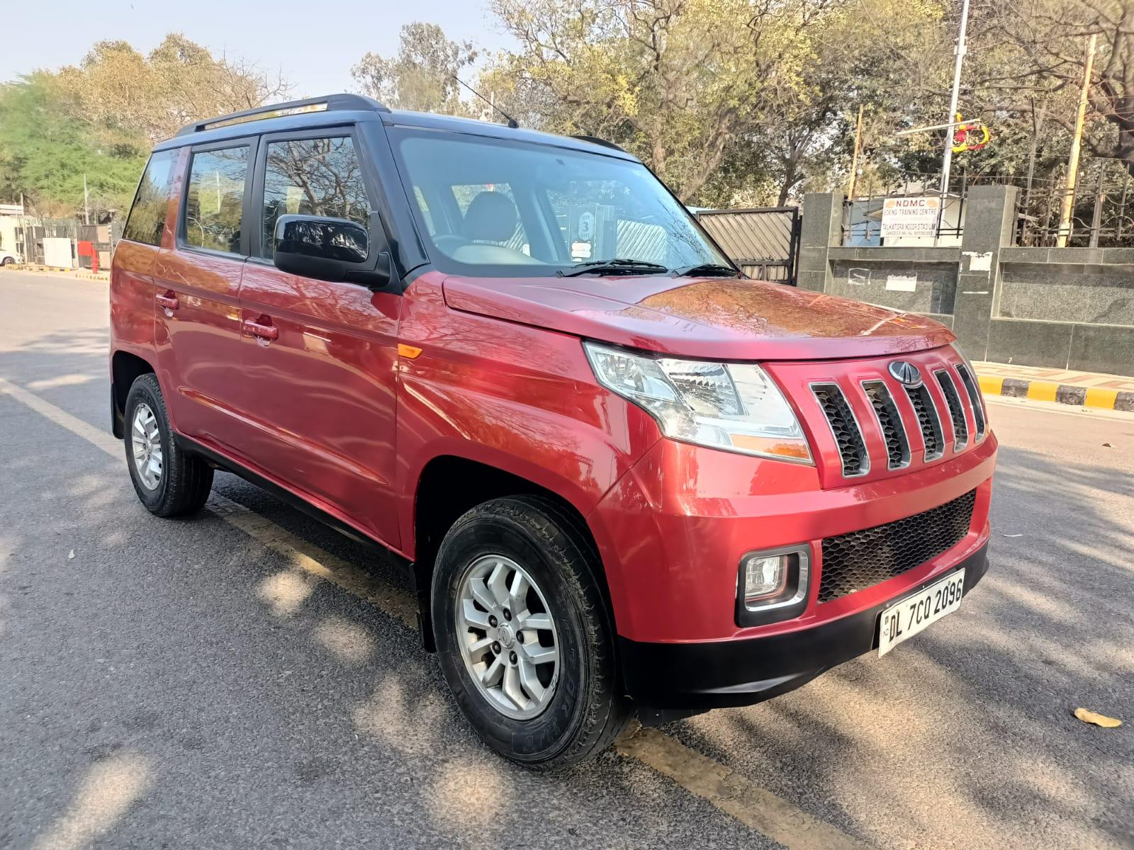 2017 महिंद्रा टीयूवी300 T8 2017 महिंद्रा टीयूवी300 T8