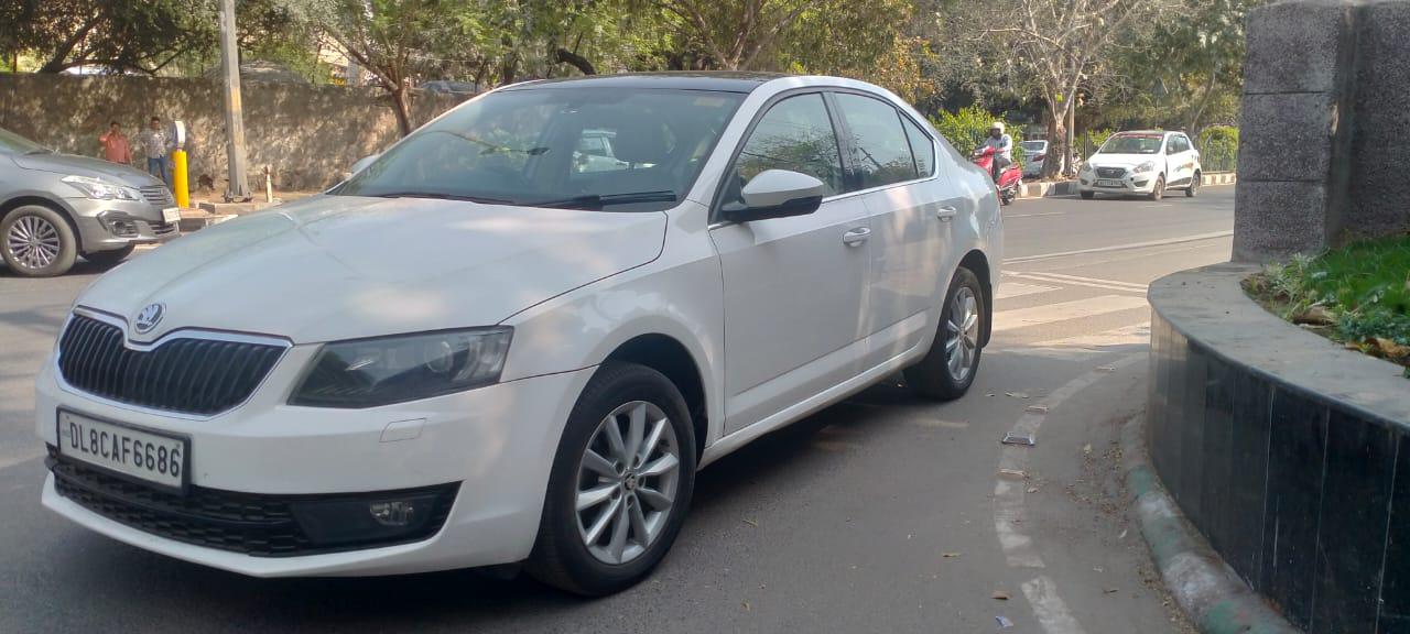 2014 स्कोडा ऑक्टाविया 2.0 Elegance TDI CR AT 2014 स्कोडा ऑक्टाविया 2.0 Elegance TDI CR AT