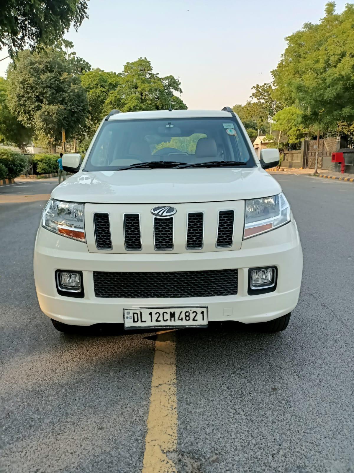 2017 महिंद्रा टीयूवी300 T8 2017 महिंद्रा टीयूवी300 T8