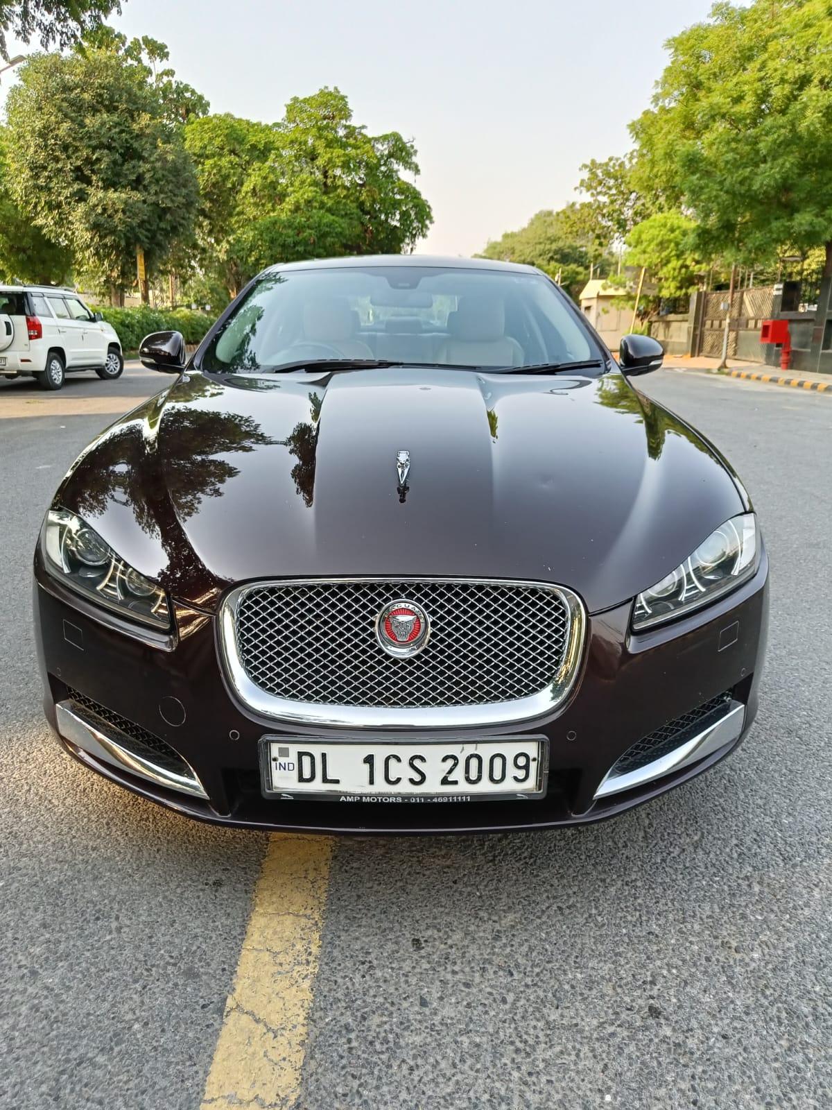 2014 जगुआर एक्सएफ 2.2L Executive Diesel 2014 जगुआर एक्सएफ 2.2L Executive Diesel