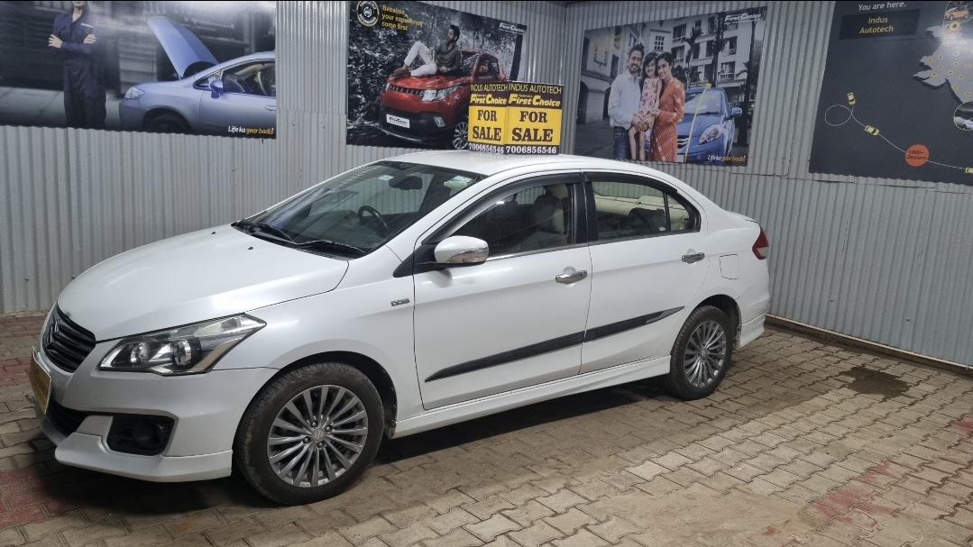 2017 मारुति सुजुकी सियाज़ Alpha Smart Hybrid 2017 मारुति सुजुकी सियाज़ Alpha Smart Hybrid