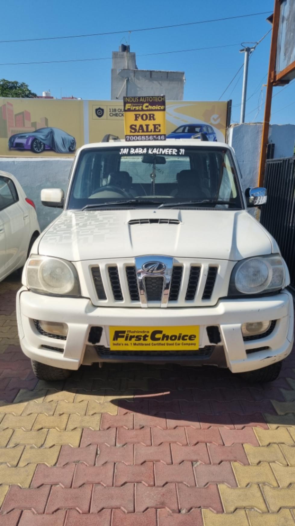 2013 महिंद्रा स्कॉर्पियो SLE BS 4 2013 महिंद्रा स्कॉर्पियो SLE BS 4