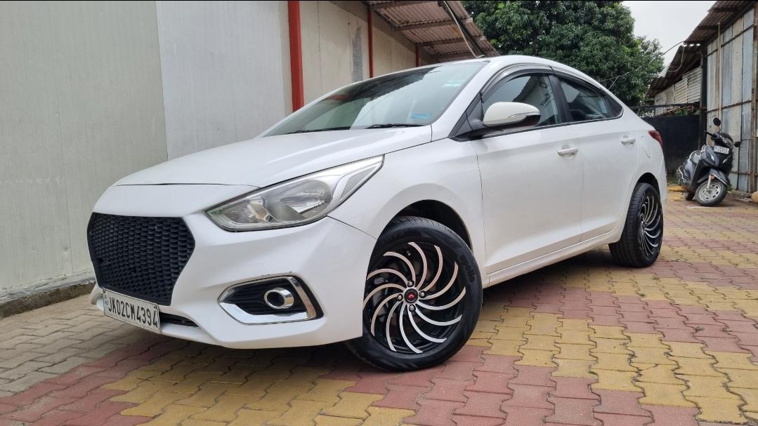 2019 ह्युंडई वरना 1.4 CRDi E 2019 ह्युंडई वरना 1.4 CRDi E