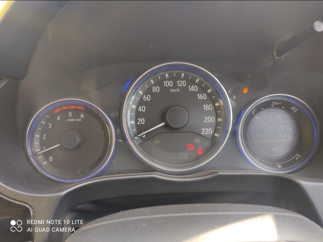 View 2014 Honda City V MT Diesel BS IV Image 11 Used 2014 Honda City V MT Diesel BS IV Image 11