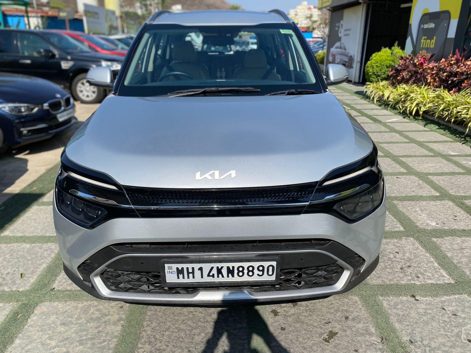 2023 किया कैरेंस Luxury Plus 1.5 Diesel 6 STR 2023 किया कैरेंस Luxury Plus 1.5 Diesel 6 STR