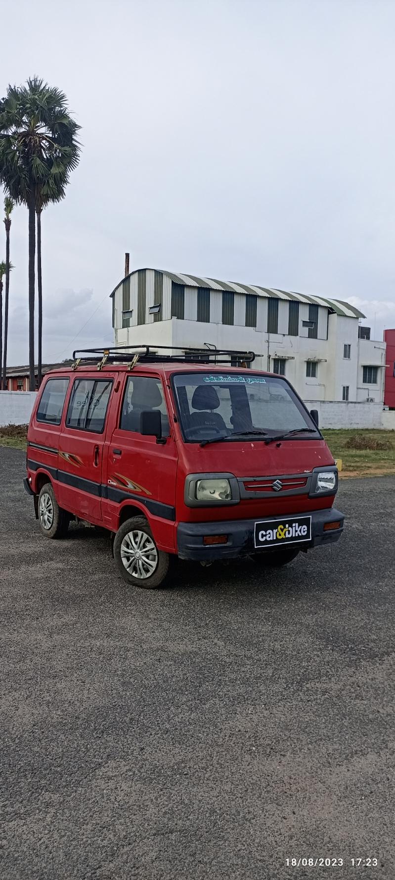 2006 मारुति सुजुकी ओमनी 5-Seater 2006 मारुति सुजुकी ओमनी 5-Seater