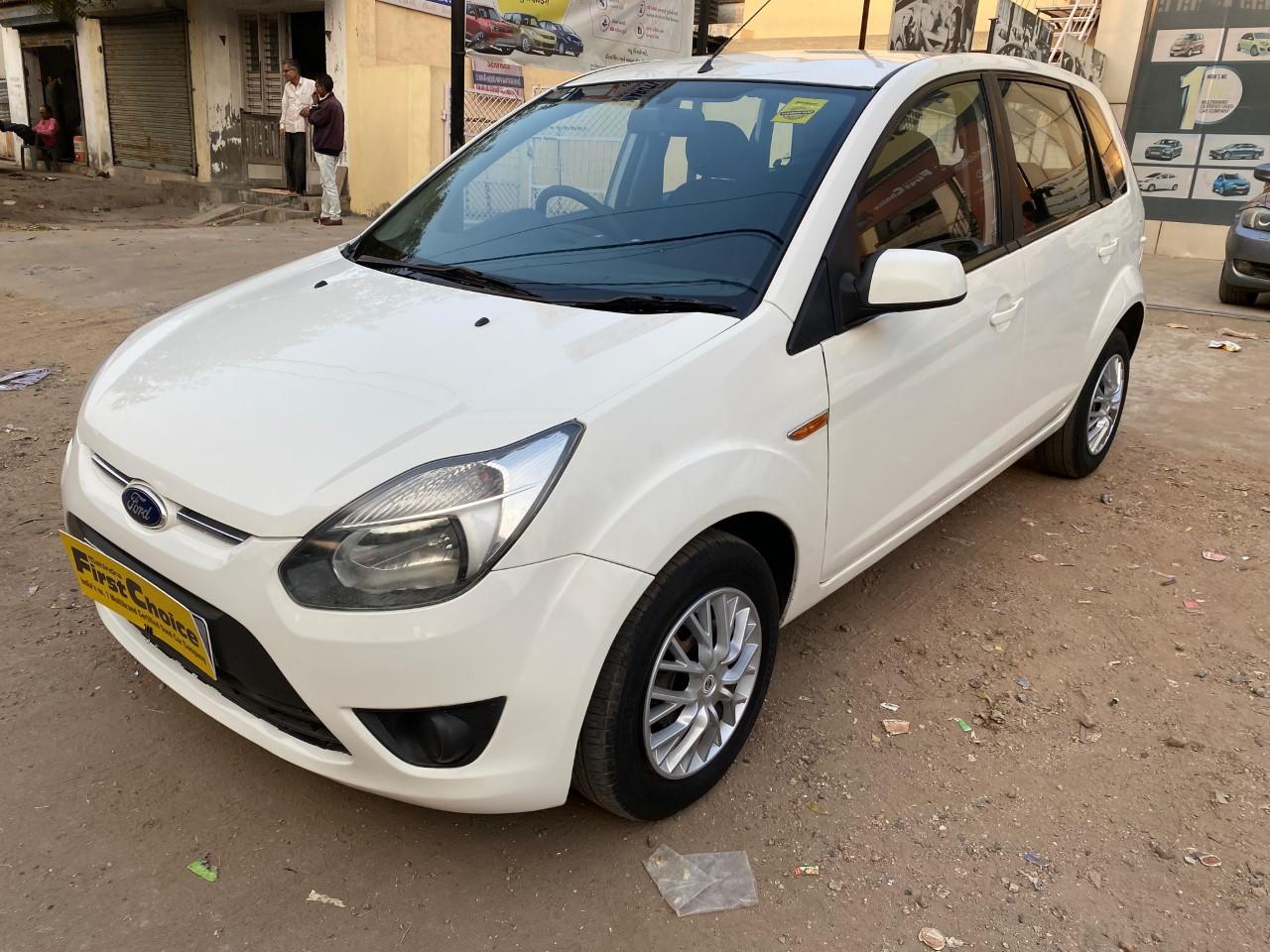 2011 फोर्ड फीगो 1.4 Duratorq ZXI 2011 फोर्ड फीगो 1.4 Duratorq ZXI