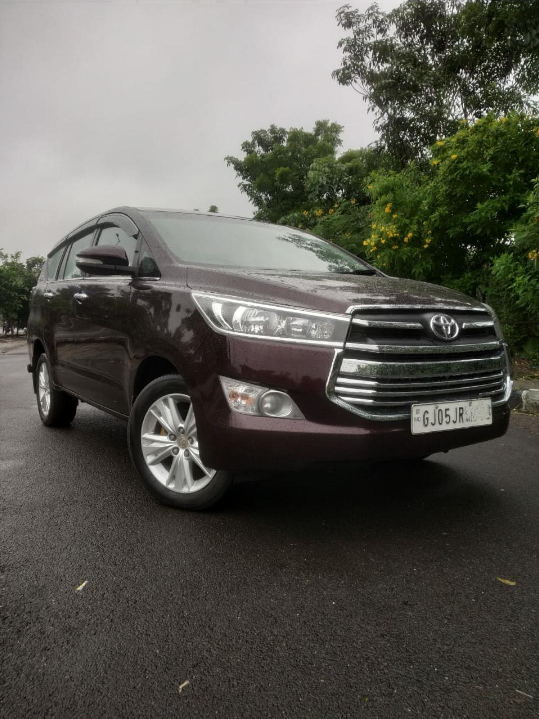 2016 टोयोटा इनोवा Euro III 2.5 G 7 Seater 2016 टोयोटा इनोवा Euro III 2.5 G 7 Seater