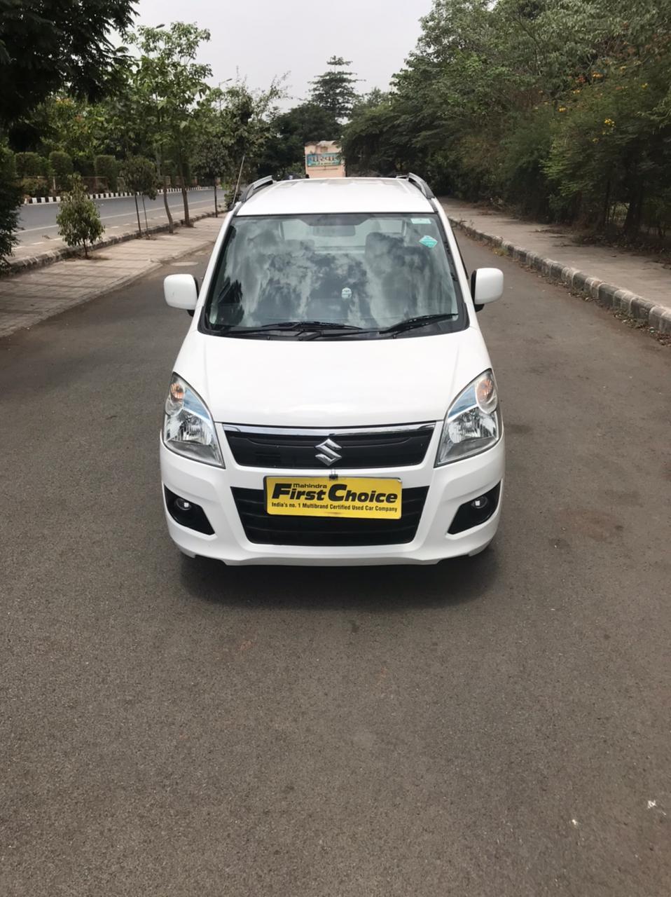 2017 मारुति सुजुकी वैगन आर VXI 1.0 2017 मारुति सुजुकी वैगन आर VXI 1.0