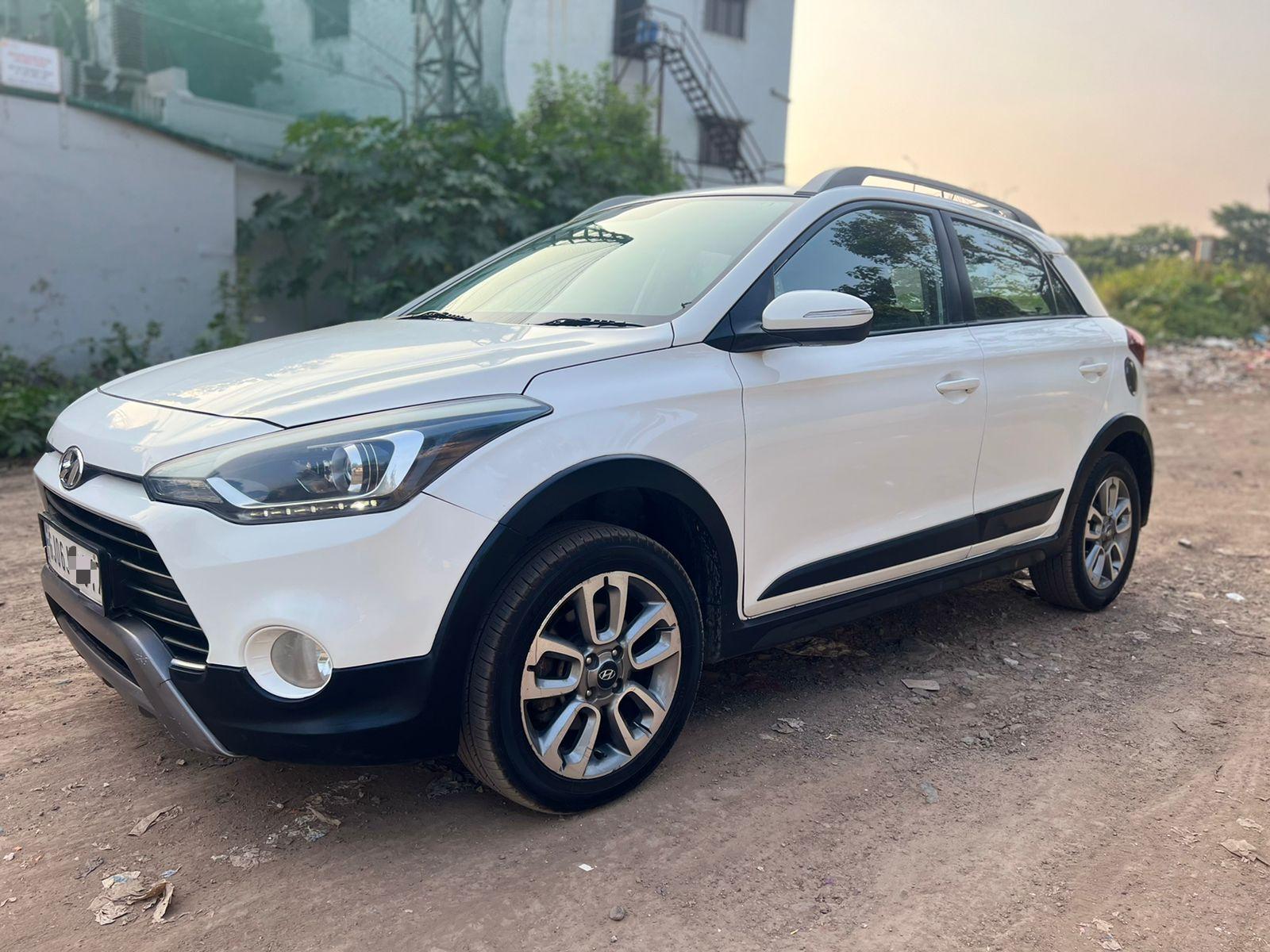 2015 ह्युंडई आई20 एक्टिव 1.4 SX 2015 ह्युंडई आई20 एक्टिव 1.4 SX