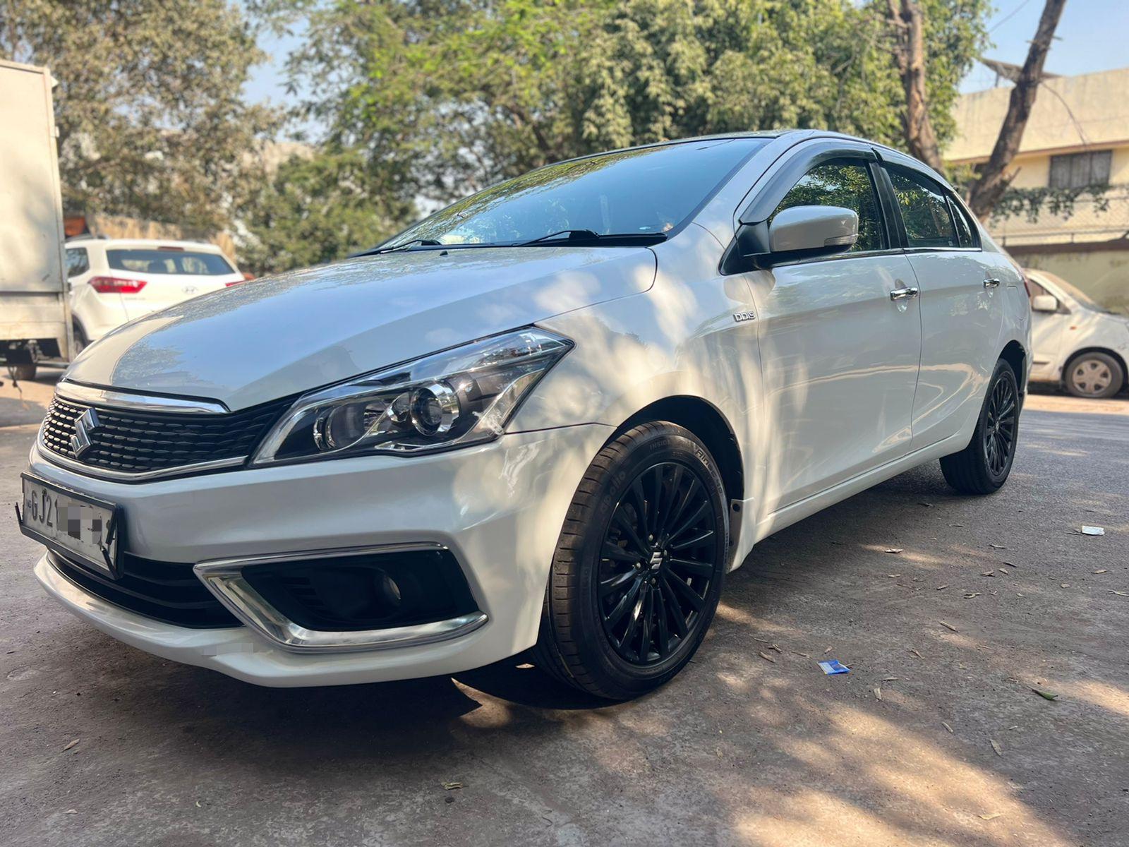 2018 मारुति सुजुकी सियाज़ Alpha Smart Hybrid 2018 मारुति सुजुकी सियाज़ Alpha Smart Hybrid