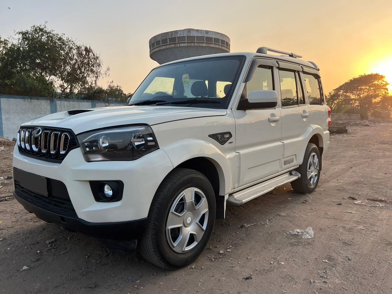 2018 महिंद्रा स्कॉर्पियो S5 2WD BS IV 2018 महिंद्रा स्कॉर्पियो S5 2WD BS IV