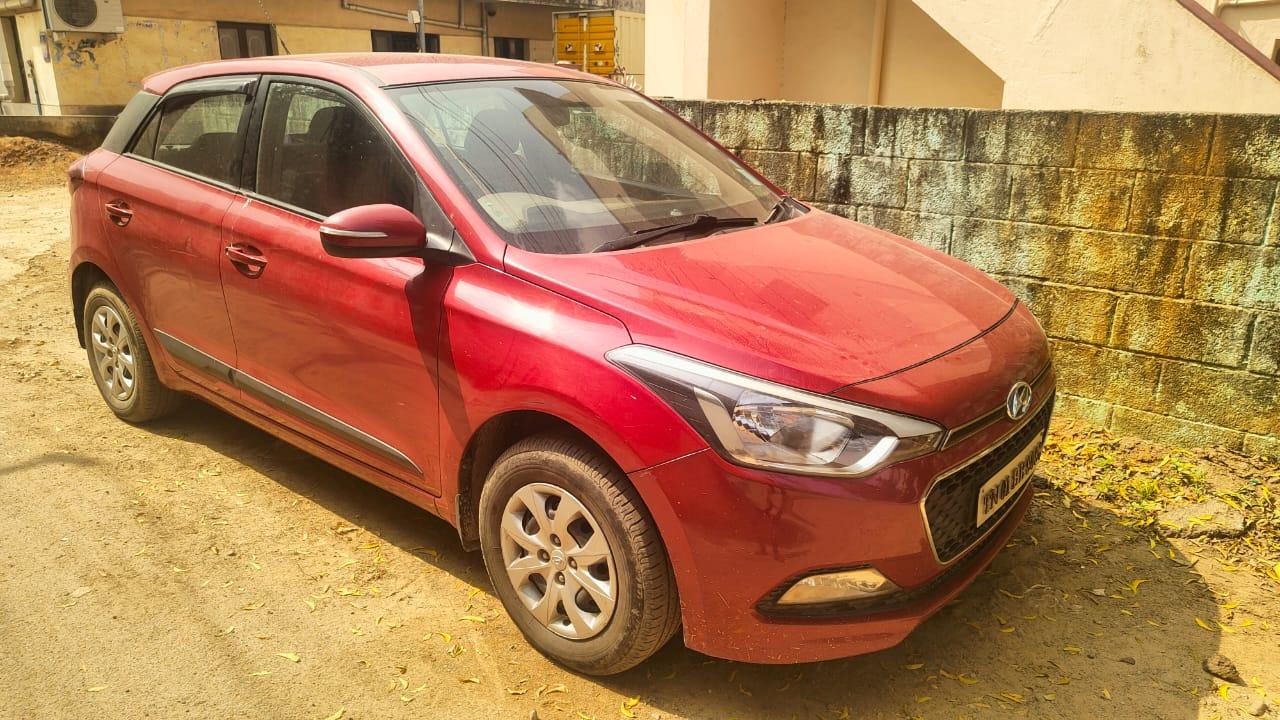 2015 ह्युंडई ईलाइट आई20 1.4 Sportz Diesel 2015 ह्युंडई ईलाइट आई20 1.4 Sportz Diesel