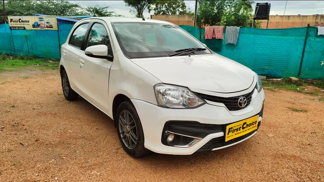 2018 टोयोटा इटिऑस लीवा VX 2018 टोयोटा इटिऑस लीवा VX