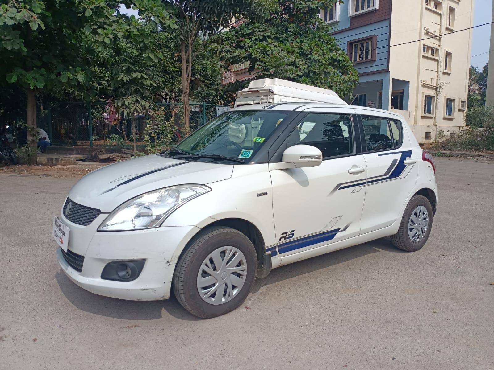 2012 मारुति सुजुकी स्विफ्ट VDI 2012 मारुति सुजुकी स्विफ्ट VDI